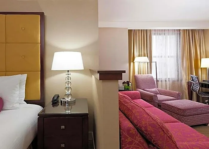 Millennium Knickerbocker Hotel 4*
